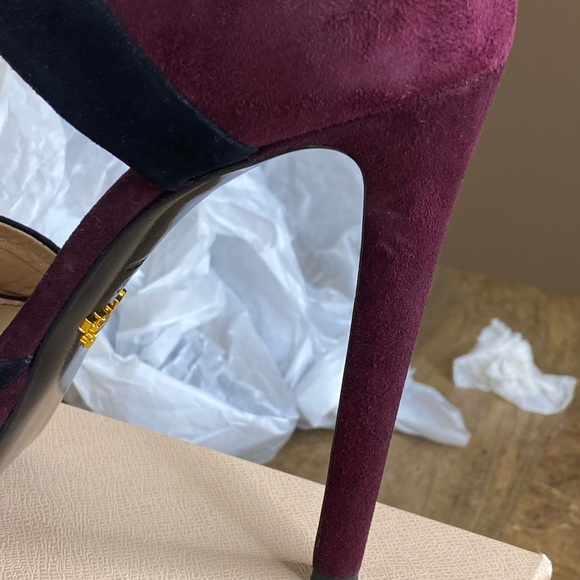 Prada Suede Bicolor Heels - Picture 6 of 8